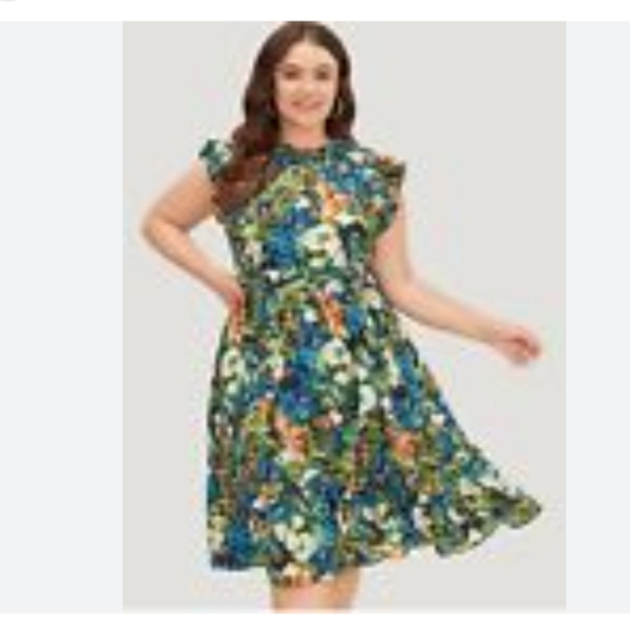 Bloomchic Dress size 12 Floral Tiered Dress - Picture 2 of 15